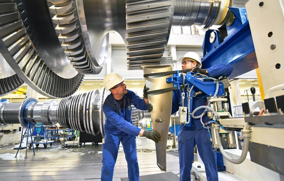 création de filières industrielles locales